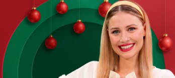 A Magical Christmas with Carolina