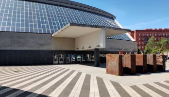 Teatrul degli Arcimboldi din Milano